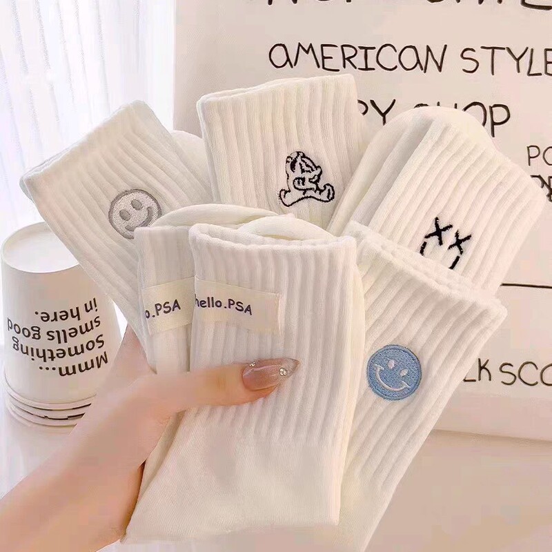 Men's Autumn and Winter Basketball Socks, Men's Cotton In-Stock Mid-Tube Solid Color Polyester Cotton Socks, Trendy Sports Long Socks Ins Men's Autumn and Winter Basketball Socks, Men's Cotton In-Stock Mid-Tube Solid Color Polyester Cotton Socks, Trendy Sports Long Socks Ins