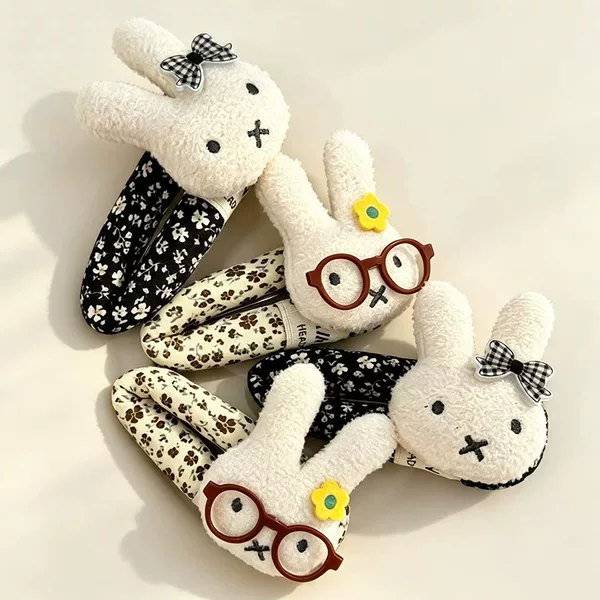 Milky coffee-colored floral Miffy large cartoon duckbill hair clip, new autumn/winter style, cute hair accessory for girls, suitable for bangs and updos