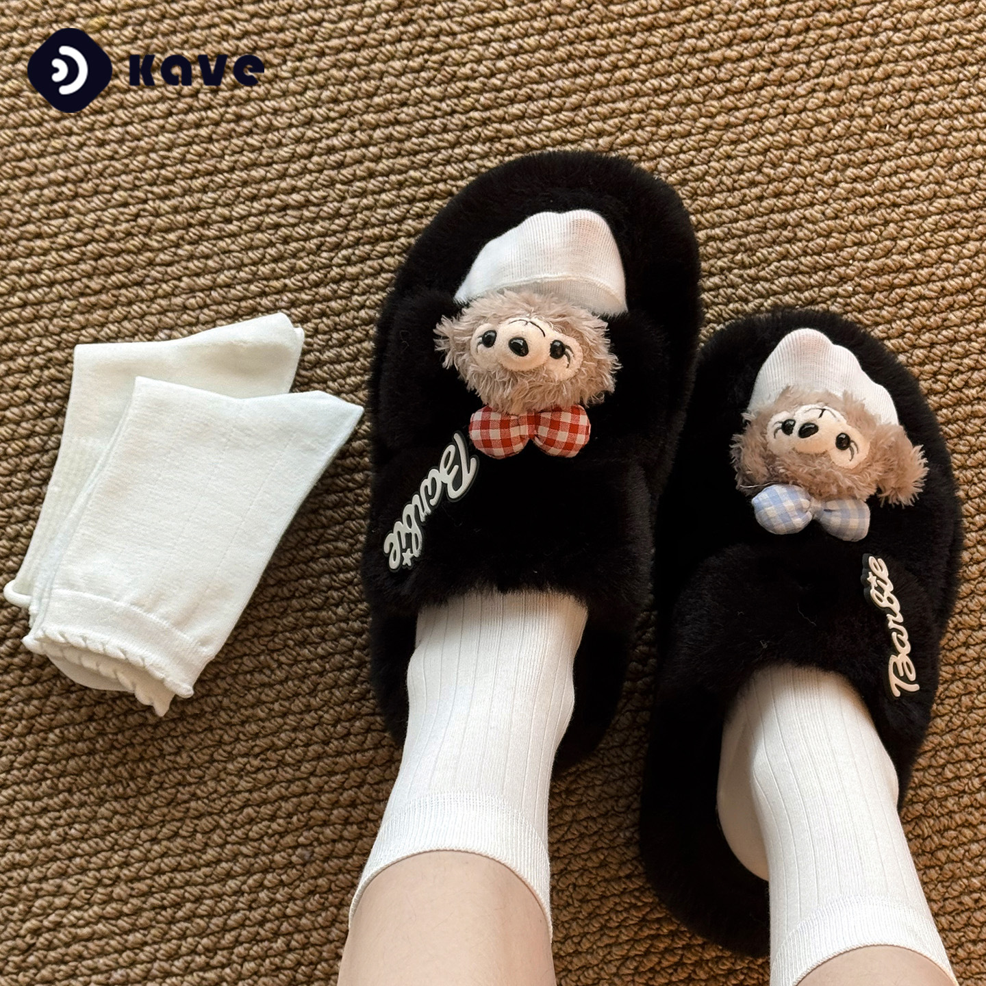 Calcetines blancos pequeños Calcetines de tubo fino de algodón de verano para mujer Calcetines de pila de color sólido Calcetines antibacterianos sin huesos Calcetines de pila de confinamiento