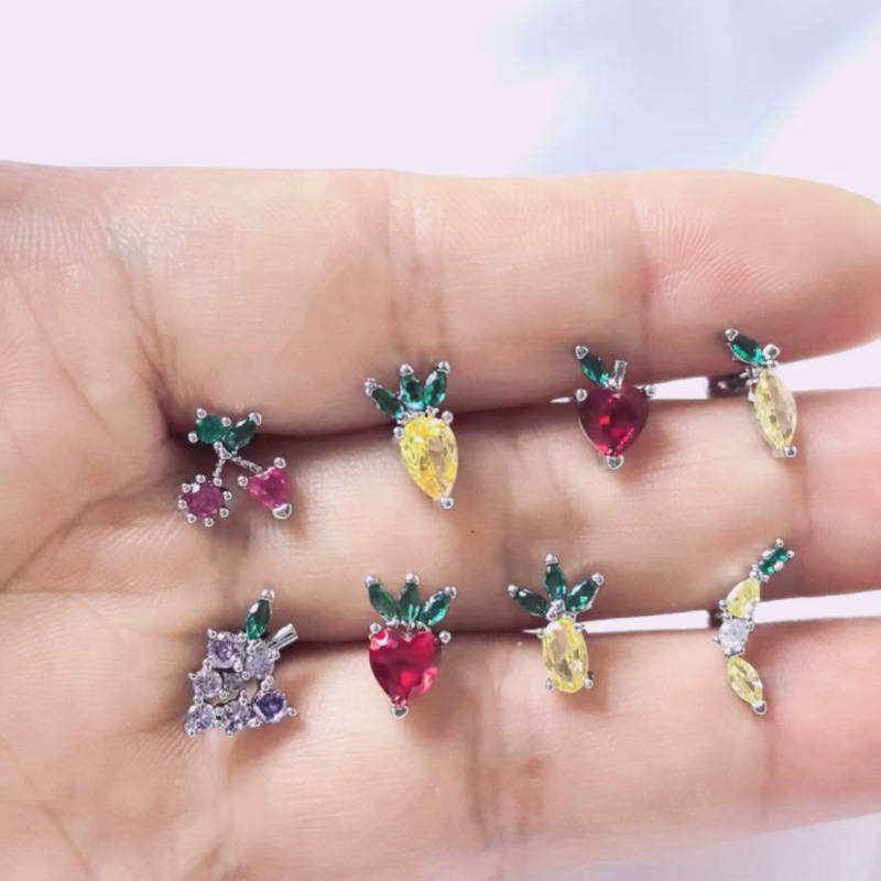 Labret piercing jewelry detail image