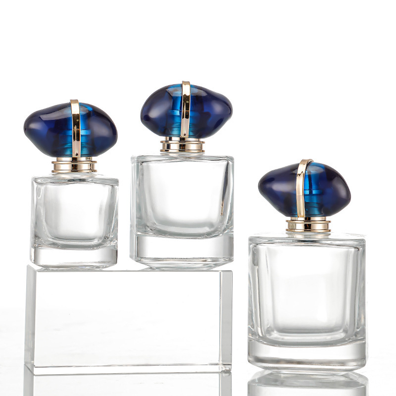 现货圆角四方瓶30ml 50ml 100ml卡口加厚玻璃香水瓶透明蓝宝石盖