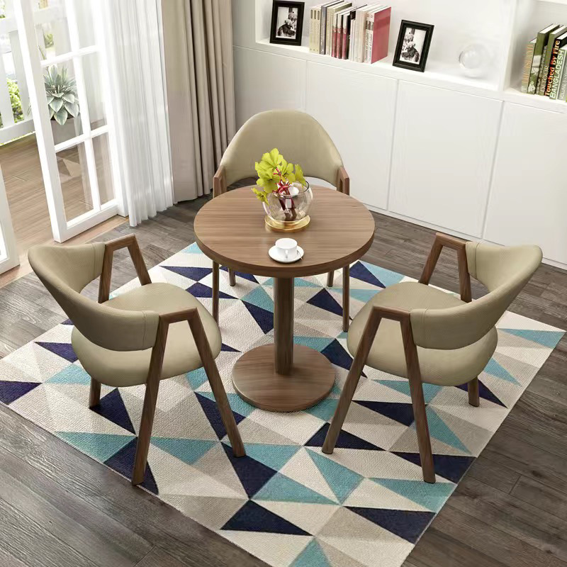 60개 원형 테이블과 의자 3개 월넛 카키