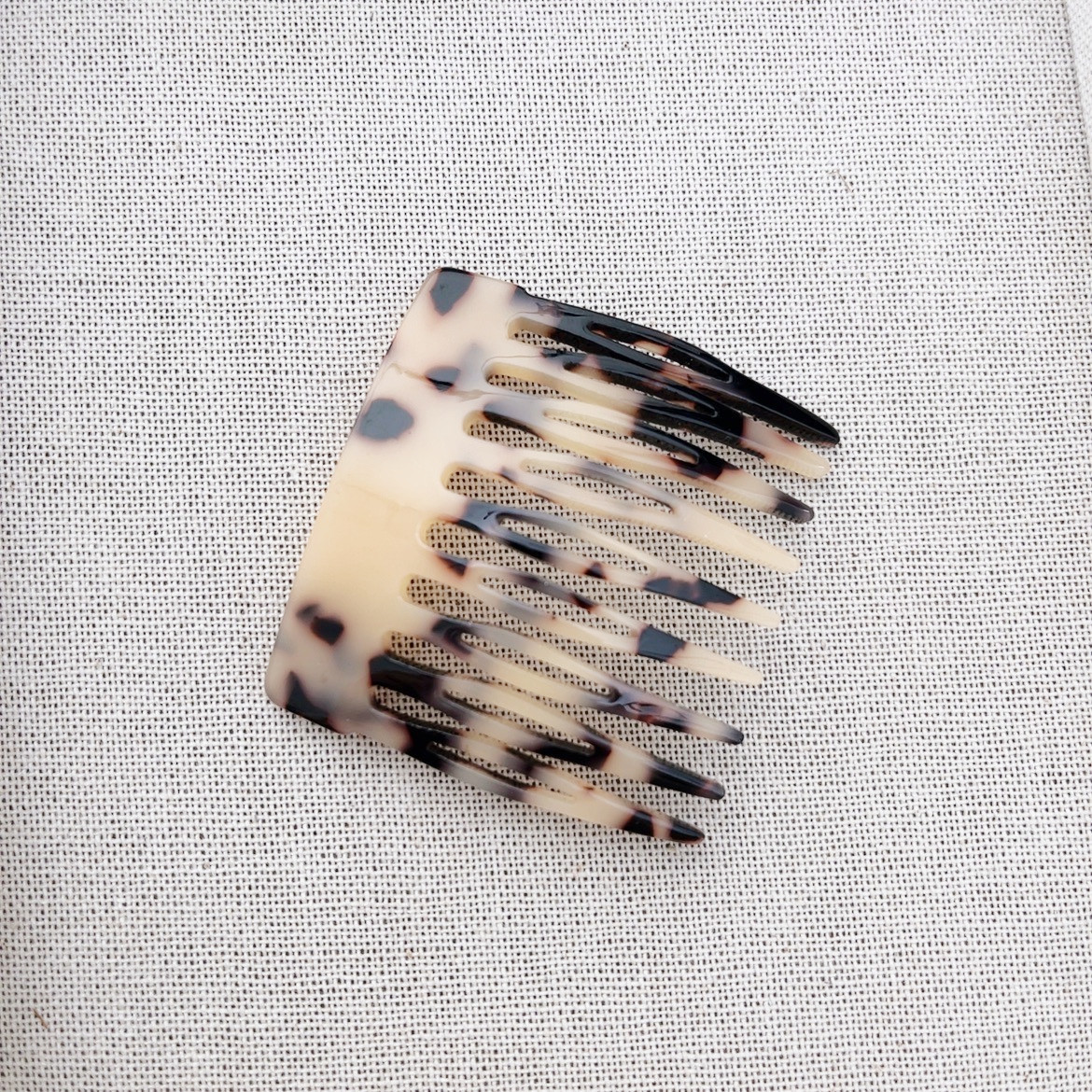 插梳beauty_1735356189458