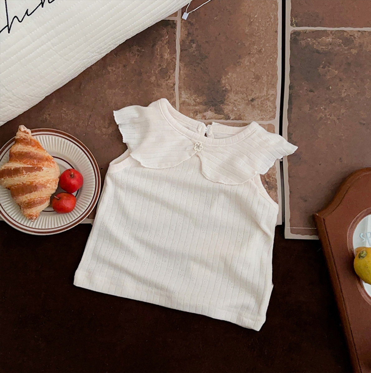 Verano nuevo estilo pequeño mes estilo occidental pequeño traje lunares protector solar chaleco ligero sin mangas vestido de media longitud traje de tres piezas