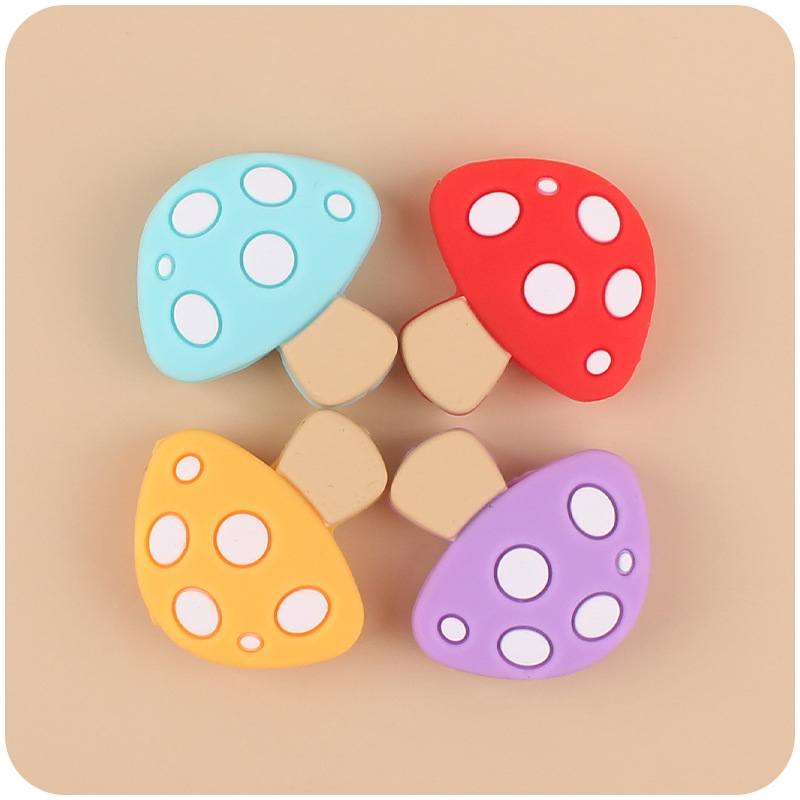 Nuevo bebé suministros de dibujos animados seta de silicona mordedor creativo DIY bebé molar pezón cadena mordedor pequeños accesorios