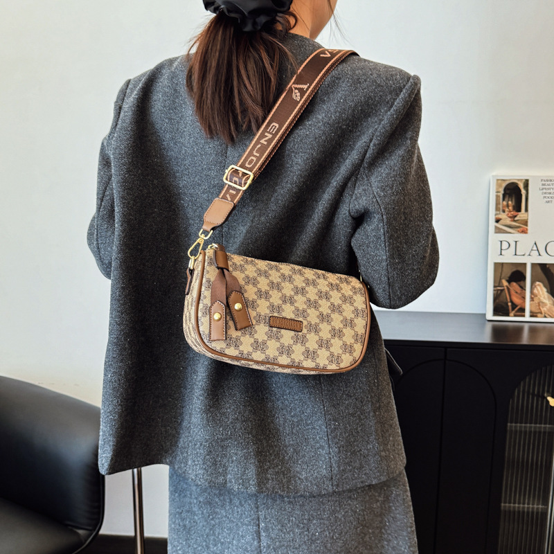 Bolso de mujer otoño / invierno 2024 nuevo bolso de mujer de alto nivel retro nicho de diseño bolso de hombro de moda bolso casual