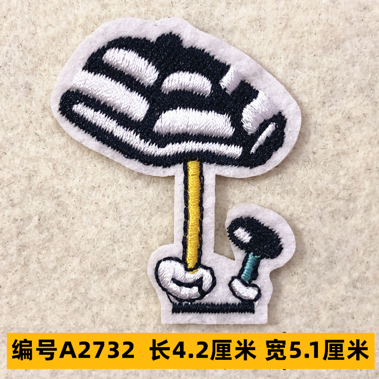 Sombrero, pantalón, equipaje, ropa para bebés, ropa para mascotas, ropa para niños, accesorios de ropa, etiquetas de tela, insignias, accesorios de marca registrada 4 muestras