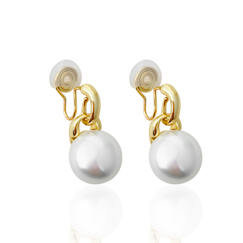 16g Weight 925 Sterling Silver Ear Needle Material Pearl Inlay Material Ear Cuffs, Ear Studs Classification 1 Pair Quantity Banquet, Daily, Date Occasion Copper Material Geometric Pattern All Seasons Season Women's Gender Plating, Inlay Design Elegant Style 1 Pair Elegant Geometric Plating Inlay Copper Pearl Ear Cuffs Ear Studs 7