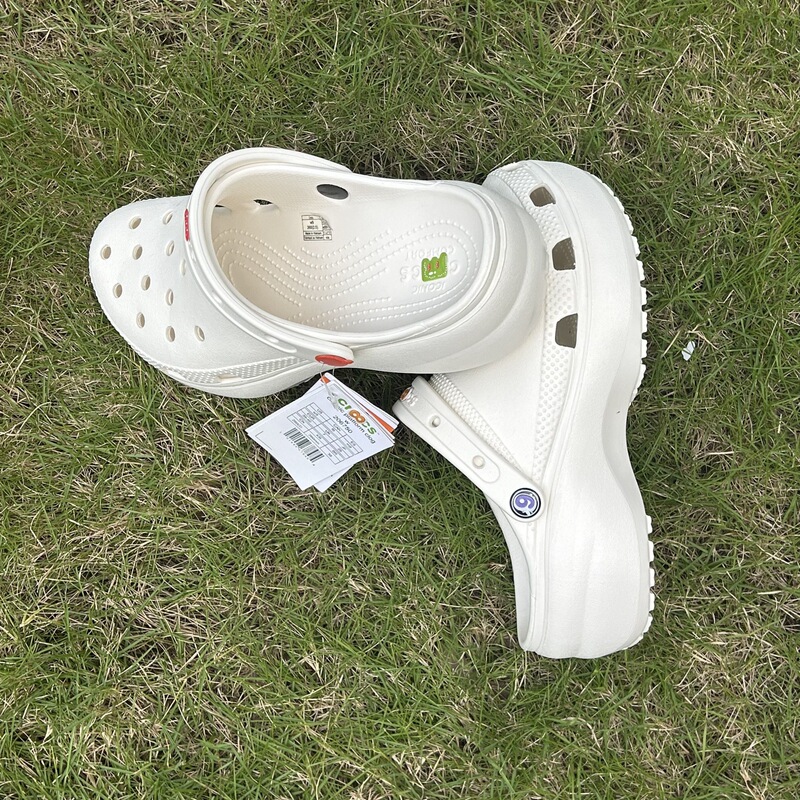 In-Stock Super A-Grade Cloud Hole Shoes, Casual and Comfortable, Versatile for Bathroom Use, Couple's Beach Shoes for Men and Women, Available for Wholesale and Dropshipping In-Stock Super A-Grade Cloud Hole Shoes, Casual and Comfortable, Versatile for Bathroom Use, Couple's Beach Shoes for Men and Women, Available for Wholesale and Dropshipping