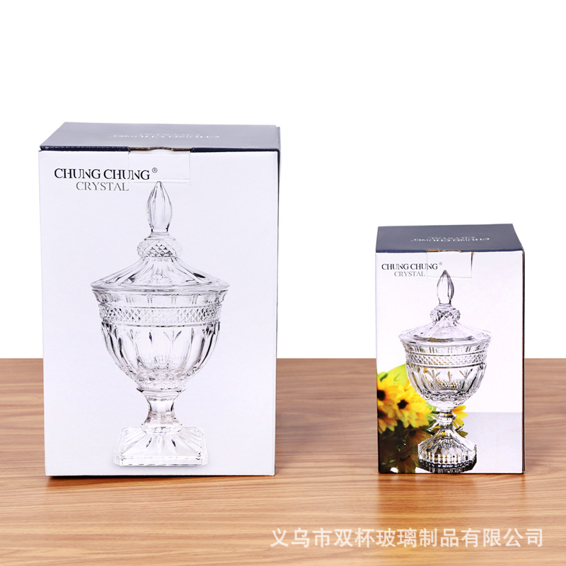 Estilo europeo retro en relieve caja de dulces de vidrio copa de caramelo tarro caja de fruta seca con tapa caja de almacenamiento tarro de almacenamiento en el hogar