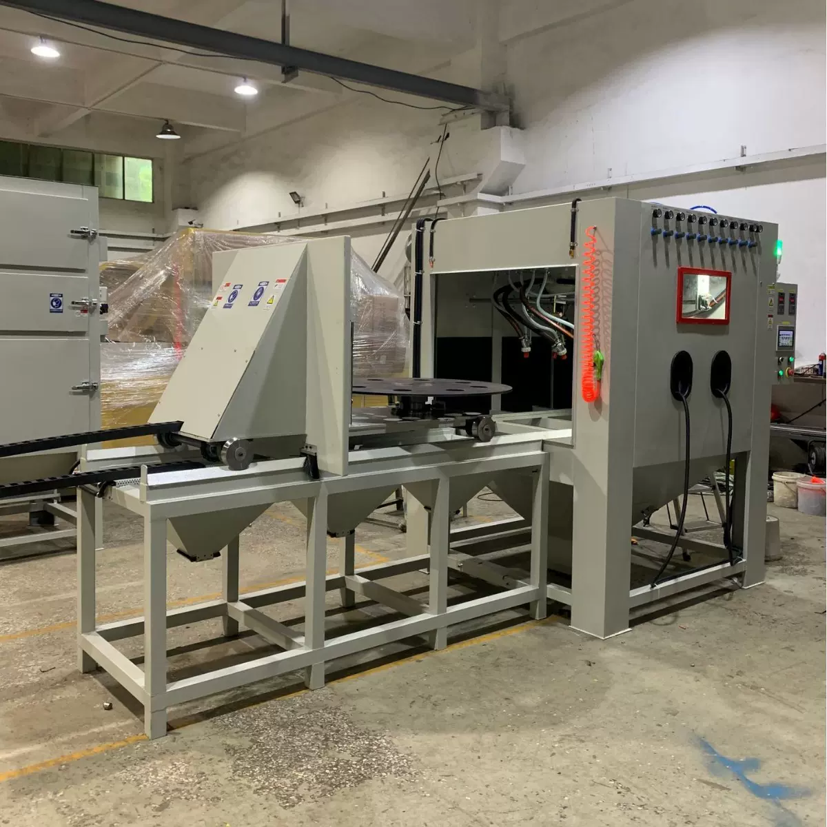 台车转盘式模具专用自动喷砂机重型工件汽车轮胎表面处理喷砂设备