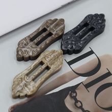 ����ţ�ǿۼy·�L�l�����۴���Ƥ�����bۚW���L���b�o�ϼ~��