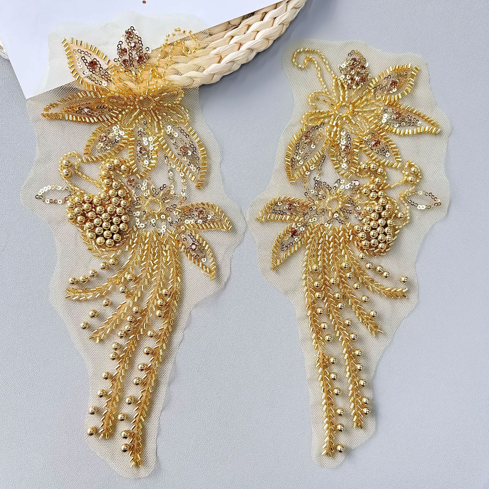 Dorado pesado bordado tubo de perla sequinilla tela decal estilo chino vestido de boda vestido de espectáculo vestido decal estilo nacional image 3