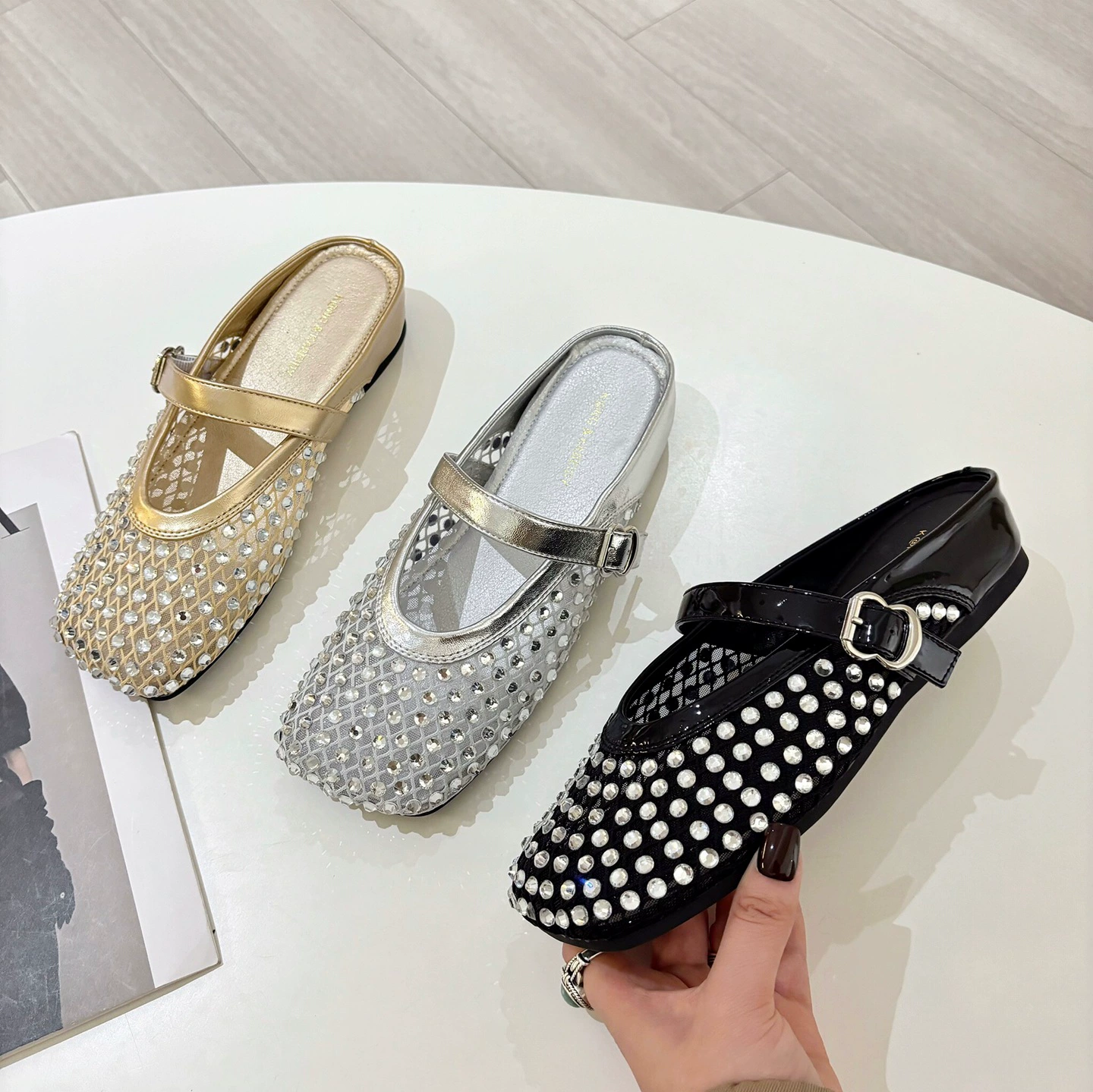 Элегантные женские полусандалии с открытым носком для лета 2025 года, новые французские сандалии и шлепанцы Muller.