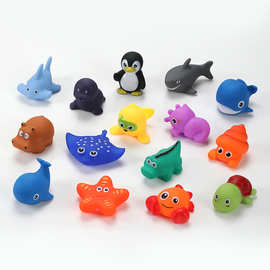 儿童卡通洗澡搪胶玩具婴儿小黄鸭戏水捏捏乐海洋动物地摊厂家热卖