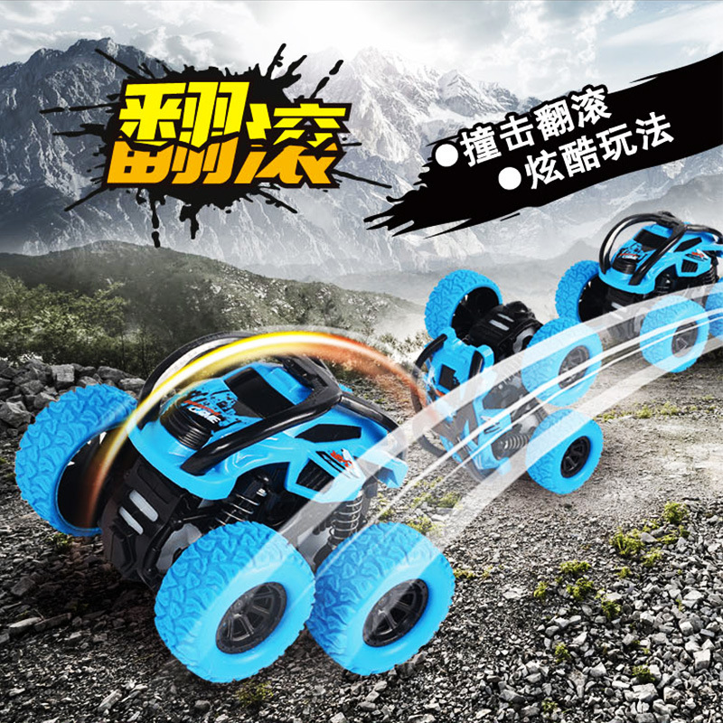 四駆の慣性のオフロード車のおもちゃの子供の男の子の模型車の特技のおもちゃの車は越境して夜市の露店を越えて商品を卸売りします。|undefined