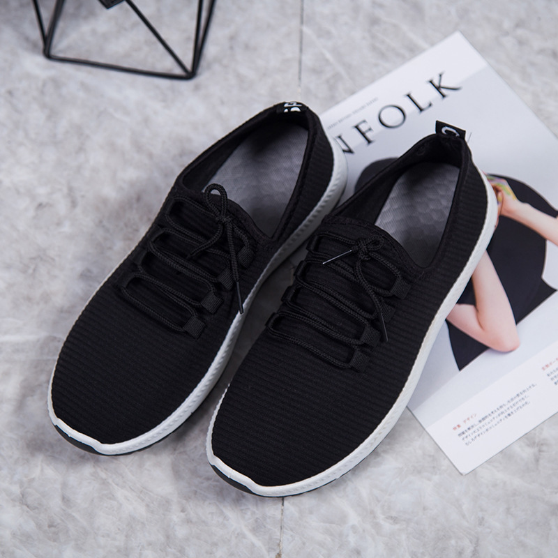 sports sneakers for leisure