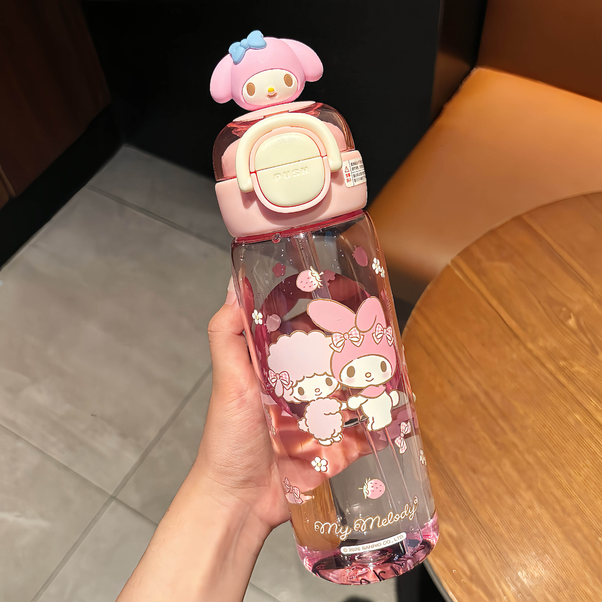 Sanrio 2026 nuevo lindo niño doble bebida taza de paja de alto valor facial para niñas taza de plástico especial para la escuela