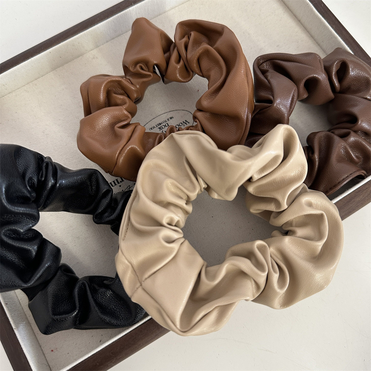 Δερμάτινο δαχτυλίδι για το παχύ έντερο υψηλής ποιότητας, μεγάλο, μικρό μέγεθος, δαχτυλίδι μαλλιών, απαλό καφέ, σειρά αλογοουρά, μαλλιά με στρογγυλή κεφαλή, αξεσουάρ μαλλιών, σχοινί, νέο_voghion.com