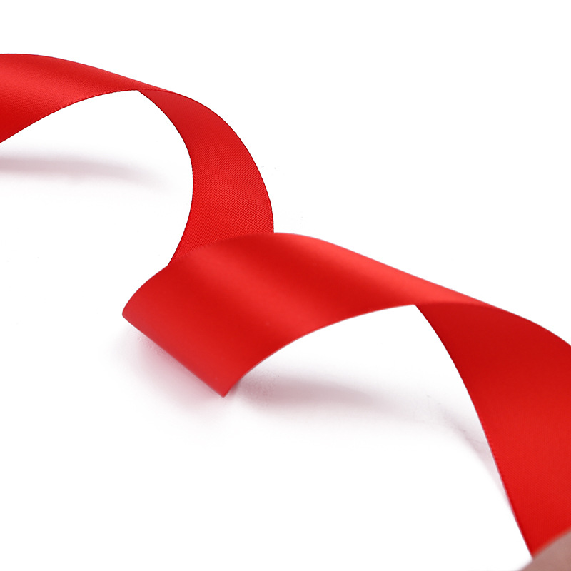 Suministro directo de fábrica de alta densidad de un solo lado de poliéster cinta de embalaje flor cinta decoración de la boda brillante Cinta Roja al por mayor