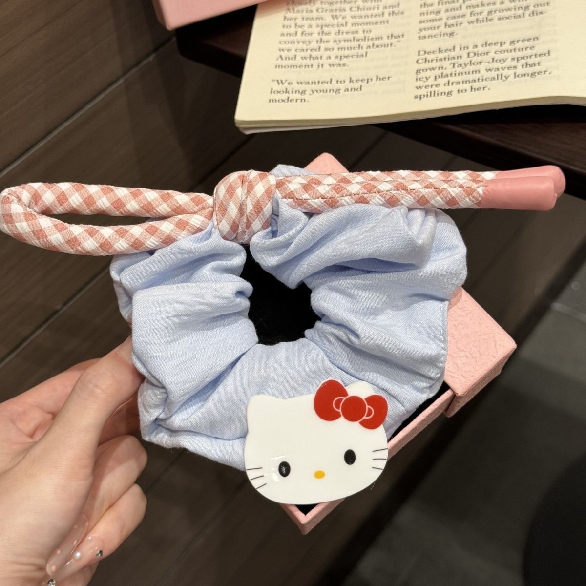 파란색 KT 머리끈