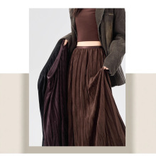 金丝绒褶皱烫钻半身裙女秋冬新款高腰宽松a字中长款大摆伞裙