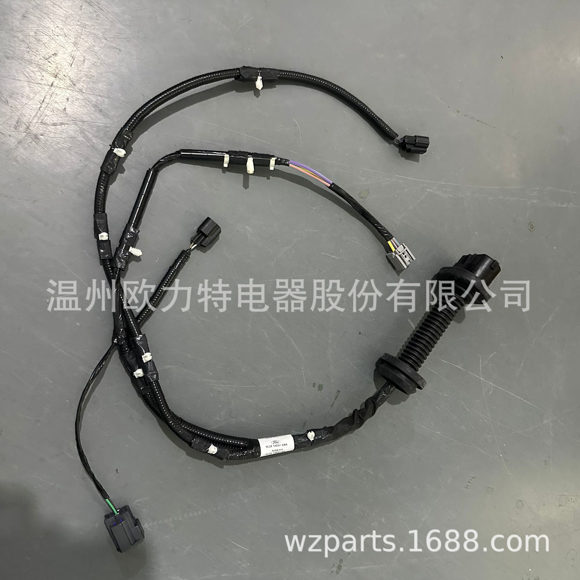后驱动门跳线总成左侧 9L3Z14631CAA 适合 09-14  F150 Crew Cab