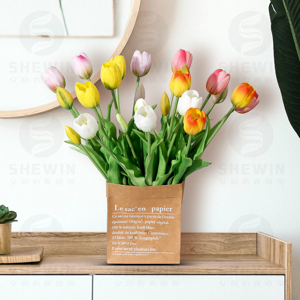 Simulación de buquete de tulipanes de pegamento blando PE suave silicona tulipanes humectantes sensación de 5 flores falsas de tulipanes encontrar fábrica