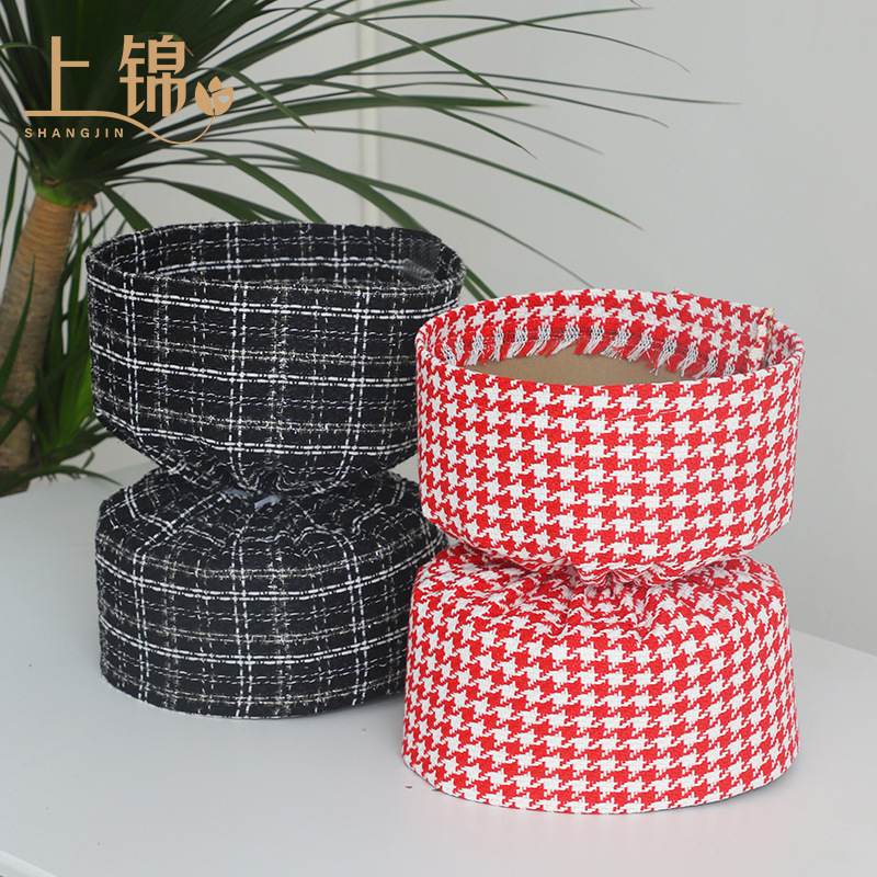 Material de embalaje de flores al por mayor nuevo estilo Chanel de una sola pieza que forma pieza redonda ramo bolsa de tela flor artefacto