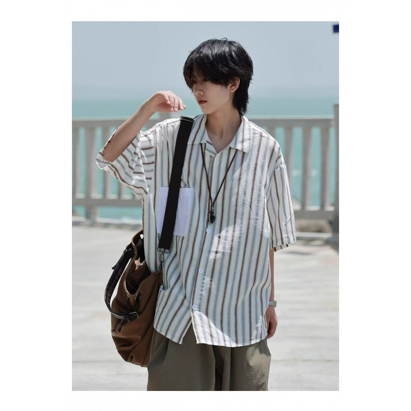Vintage Vertical Striped Shirt Unisex College Style Summer Japanese Loose Vintage Casual Simple Versatile Short-Sleeve Shirt