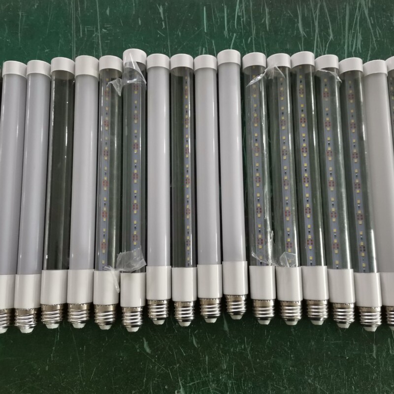 E17 E26 Japanese and American Standard Screw Base Light Bulbs E14 E27 Horizontal and Vertical Plug-In Pendant Ceiling Floor Lamp Hanging Wire Rgb Light