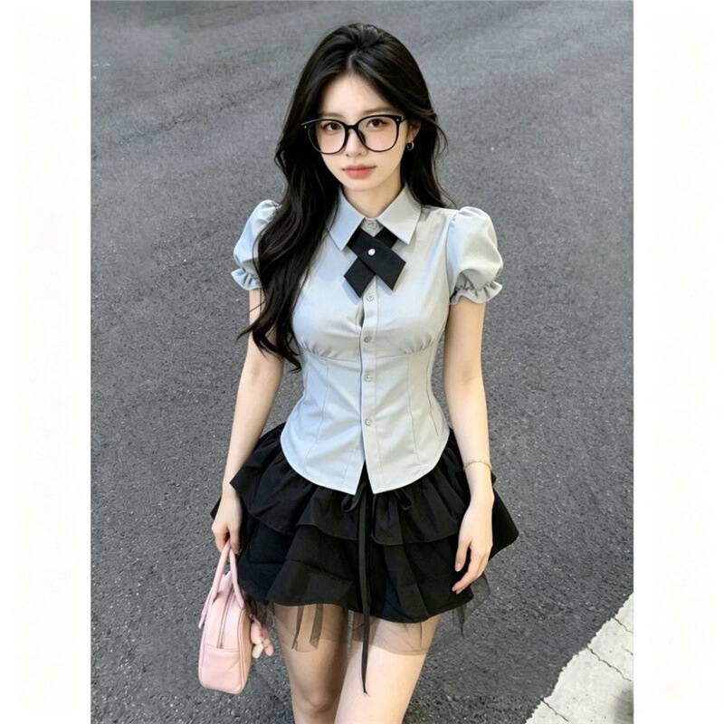 Korean-style JK uniform with lace trim, high-waisted, flared mini skirt, women's summer sweet and spicy style short-sleeved shirt set, two-piece outfit Korean-style JK uniform with lace trim, high-waisted, flared mini skirt, women's summer sweet and spicy style short-sleeved shirt set, two-piece outfit