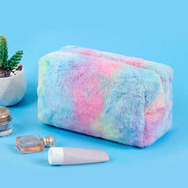 2021新款韩版创意渐变色毛绒包高颜值炫彩化妆包女学生简约收纳包