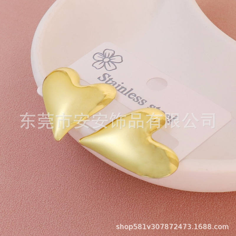 复古法式经典图案爱心耳钉约会礼物优雅轻奢高级感简约钛钢饰品女|undefined