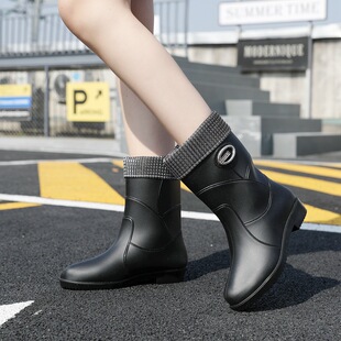Fashion Warm Middle Tube Plus Tie Rain Boots Women's Plastic Non-slip Soft Outdoor Fishing Rain Boots Car Washing Kitchen Water Shoes