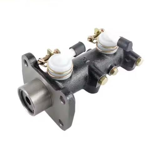 MC894212 applicable to Mitsubishi MITSUBISHI Canter bore 1-1/4 "automobile brake master cylinder