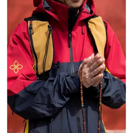 冲锋衣、裤;软壳衣裤;抓绒衣裤