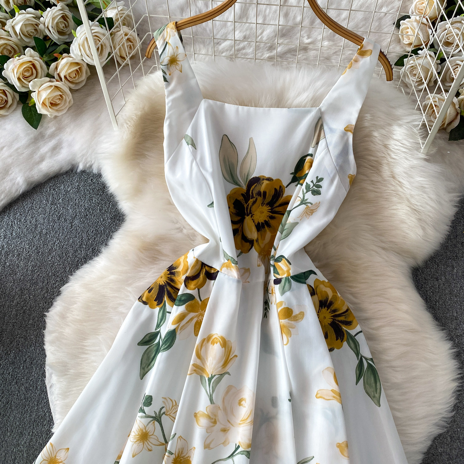 Romantic Floral Print Square Neck Dress European American Style Summer Suspender High Waist Cinching Slimming Full Skirt Women's Clothing_ecoleips.com