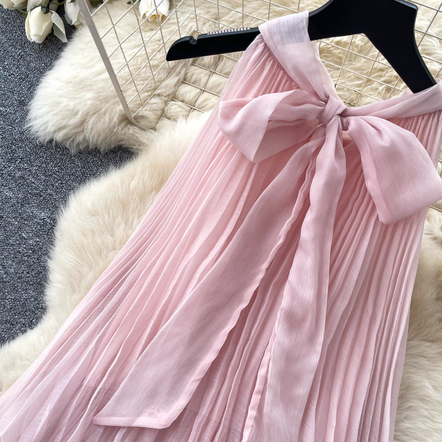 French Style Women's Halter Neck Dress Sleeveless Sweet Youthful Pleated High Waisted Cake Skirt Long Summer Fairy Vacation Dress_ecoleips.com