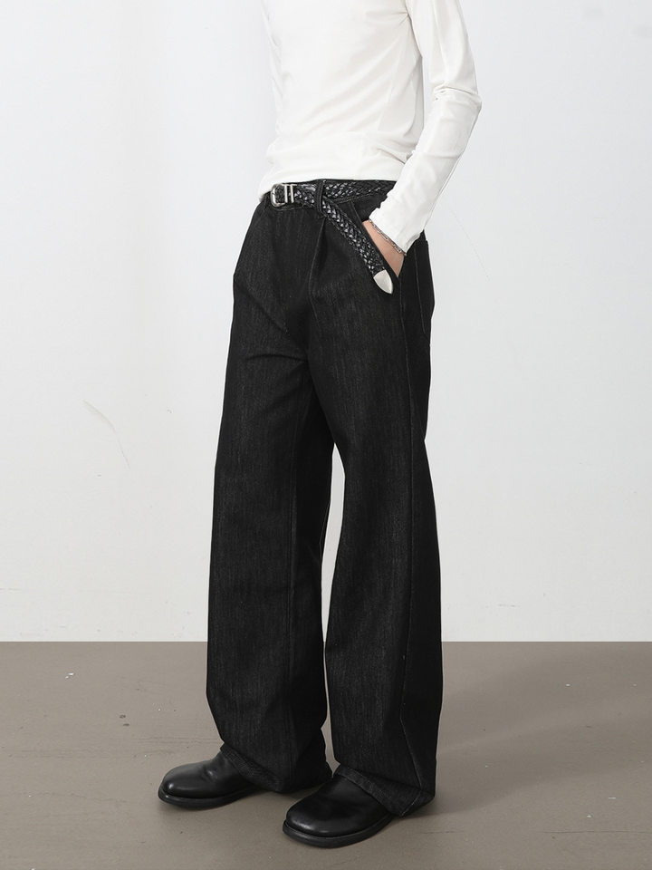 Quần jean nam ống rộng lưng trung, phom suông thoải mái, vải denim phối lụa sợi tổng hợp xếp li nhẹ — Cao bồi xanh, Cao bồi đen, Màu cà phê đậm