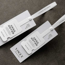 新款防拆一次性吊牌设计个性商标标签订做网红女装挂牌高级感吊卡