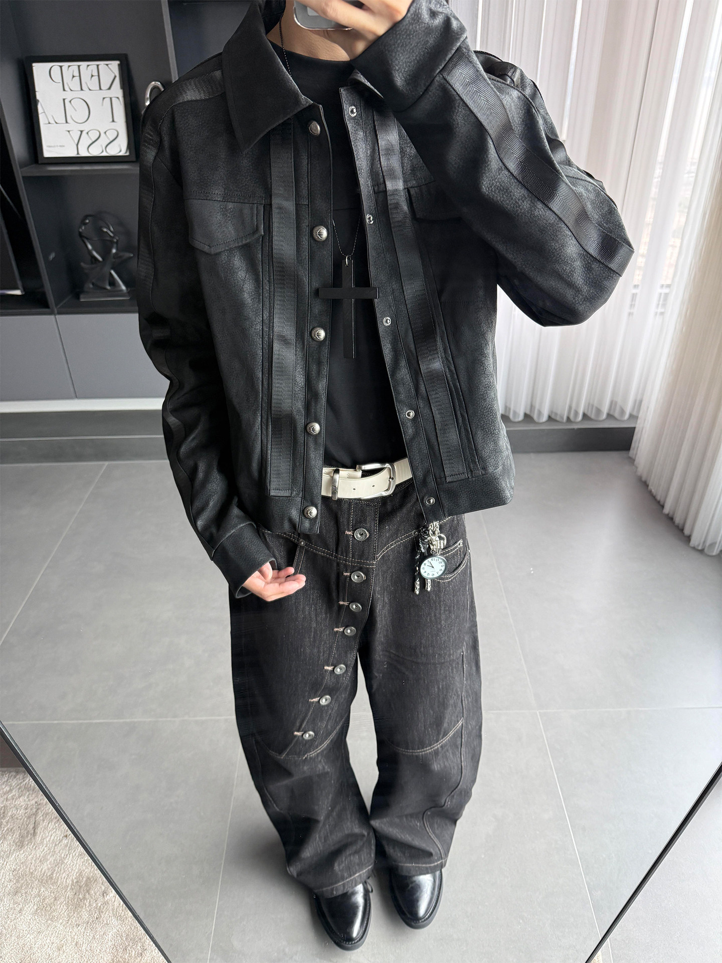 Kişi üçün qara PU dəri jaket, qısa və geniş model