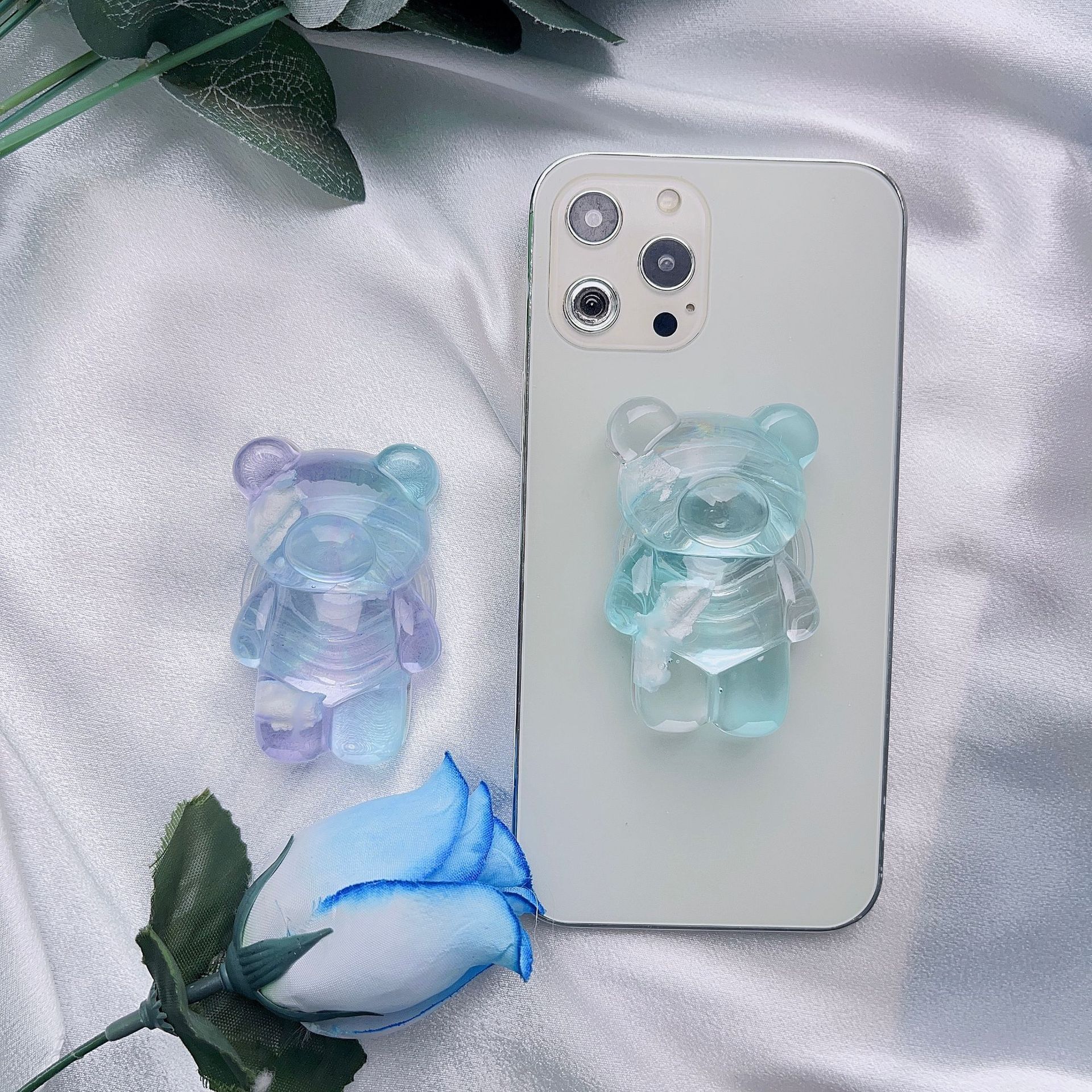 3D cartoon cute and transparent gradient teddy bear air cushion telescopic cloud splicing mobile phone desktop bracket_voghion.com