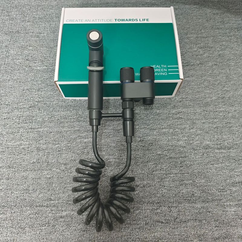 全銅製トイレコンパニオン スプレーガン付き ワンインツーアウト 家庭用フラッシャー トイレアングルバルブ 蛇口 バスルームクイックインストール|undefined