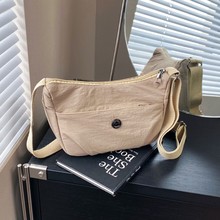 女士包包女2025新款高级小挎包布包旅游轻便斜挎包上班通勤单肩包