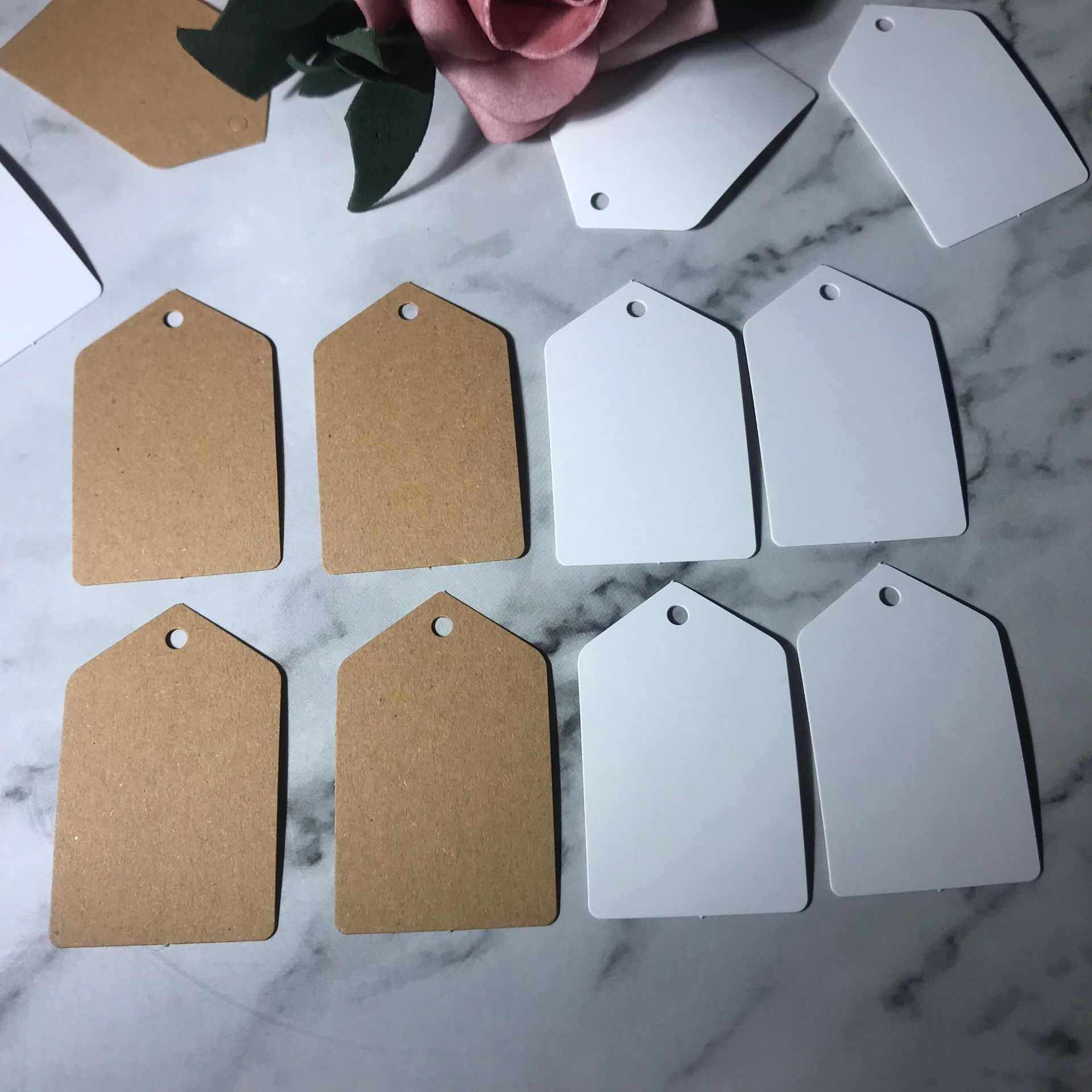 空白标签手写牛皮纸白色吊牌锥形礼物盒自制diy价格吊牌装饰标签