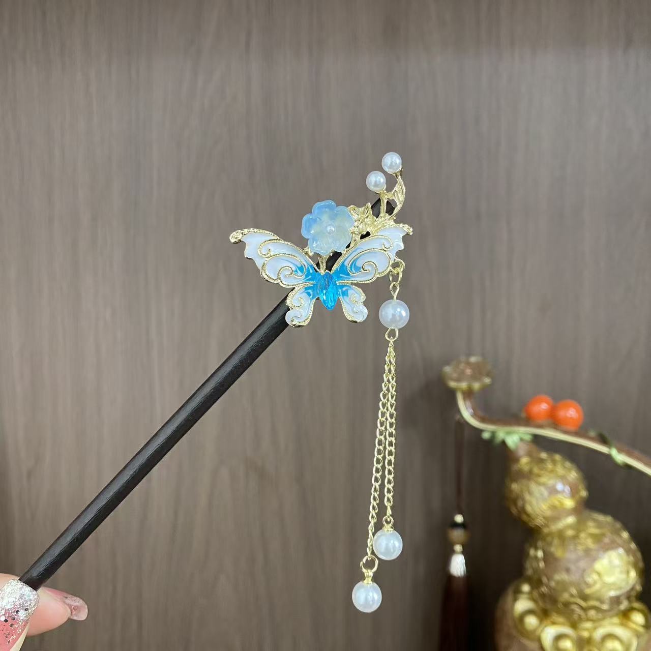 Hairpin 2348