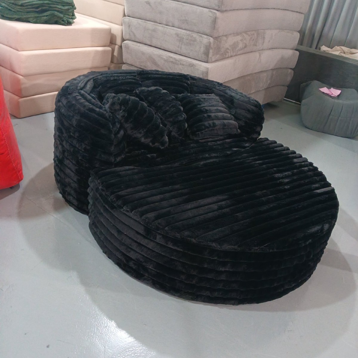 Sofá Puff de Corduroy con Reposapiés Reclinable y Móvil para Sala de Estar