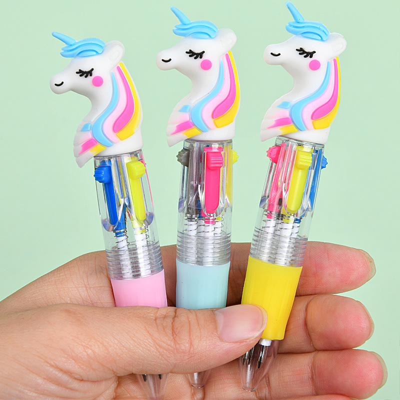 Caricatura lindo KT gato mini bolígrafo de cuatro colores multicolor en uno bolígrafo de cuentas de mano de color para estudiantes premios papelería al por mayor