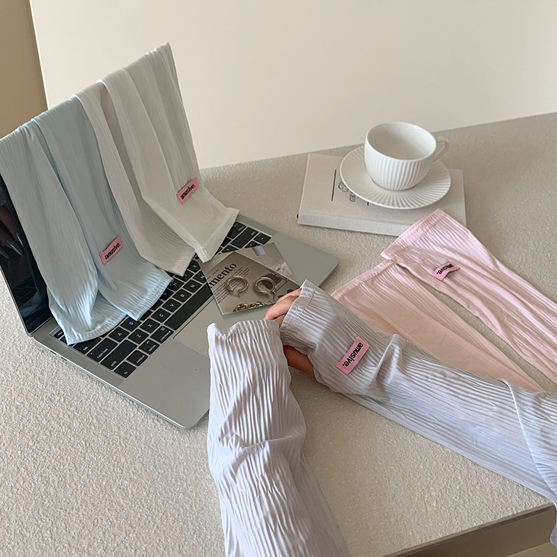 Funda de manga de hielo suelta y transpirable verano nuevo estilo arrugado todo fósforo color sólido parasol al aire libre protección UV funda de manga de brazo